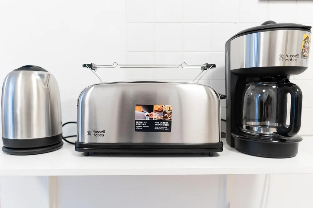 Kettle and toaster on the worktop
